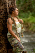 Load image into Gallery viewer, White Fern Tūtū Top