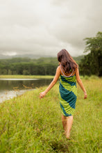 Load image into Gallery viewer, Pareo - Blue Hinahina Lei